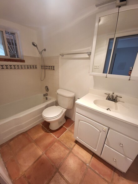 Bathroom - 1510 Fruit Ave NW