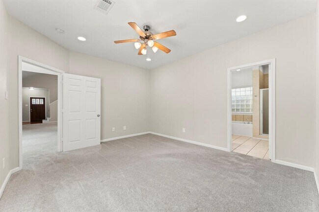 Building Photo - 6614 Autumn Flowers Dr