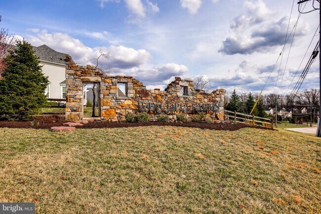 Building Photo - 9930 Erica Ln