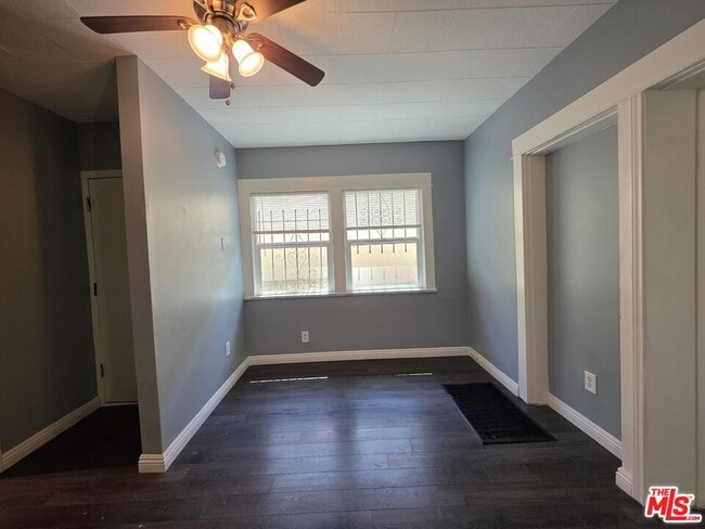 Building Photo - 367 N Avenue 52