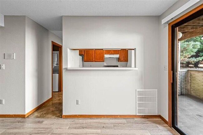 Building Photo - $1,250 | 2 Bedroom, 1 Bathroom Condo | No Pets | Available for Immediate Move In!
