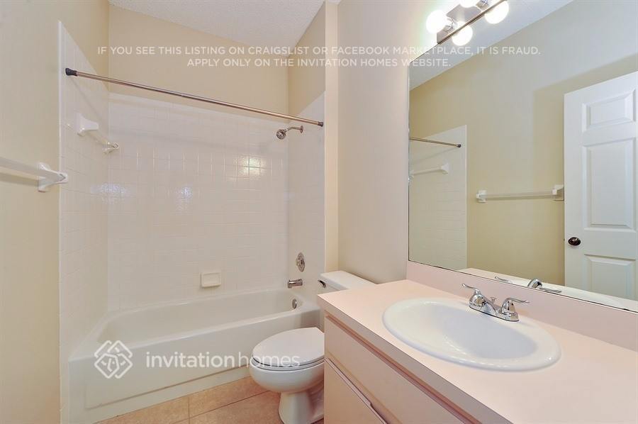 Building Photo - 3993 Jenita Dr