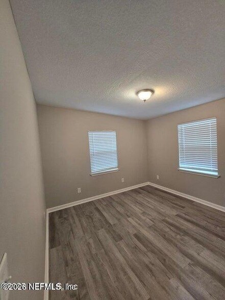 Building Photo - 4106 Lockhart Dr