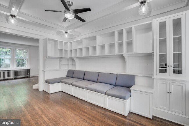 Building Photo - 2030 Pierce Mill Rd NW