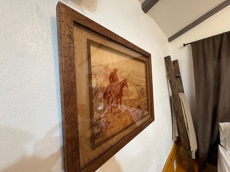 Building Photo - 3345 E 30th St