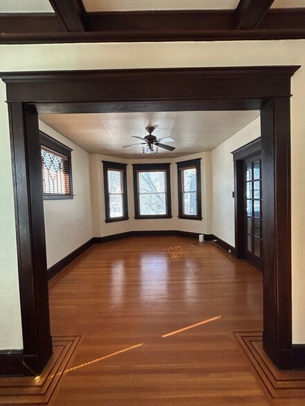 Living room - 187 Alden Ave