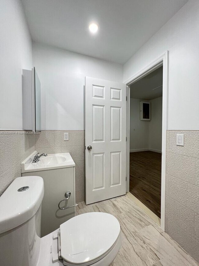 Building Photo - 16137 SW 68th St