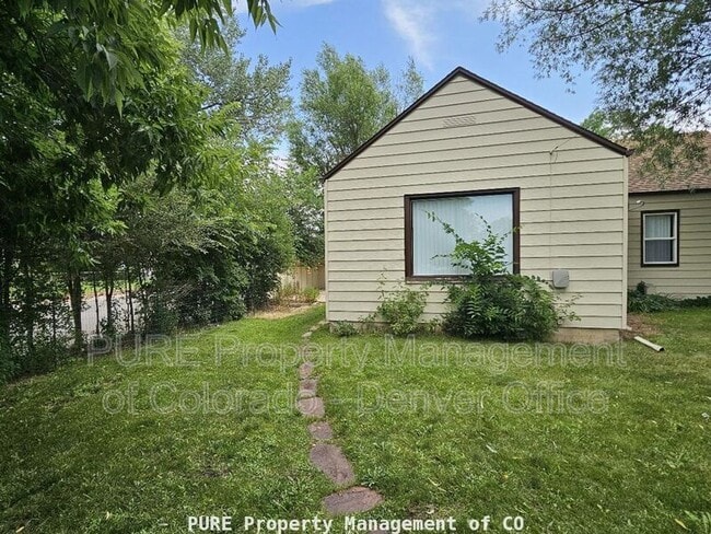Building Photo - 4001 S Pennsylvania St