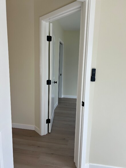 Building Photo - 58 W Mira Monte Ave