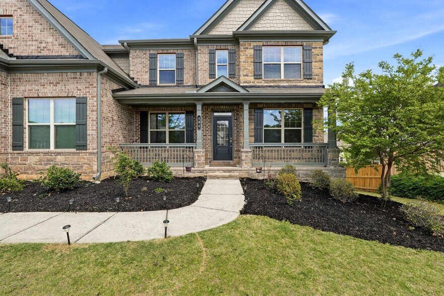Building Photo - 304 Cochin Dr