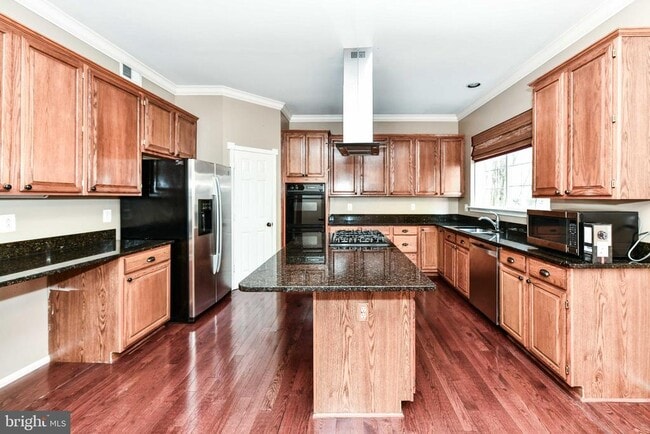 Building Photo - 4014 Rosemeade Dr