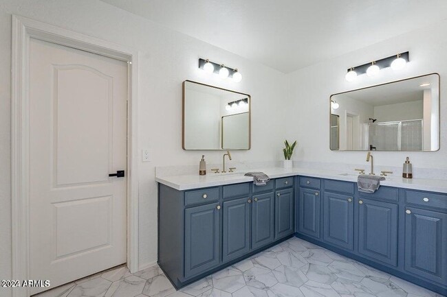 Building Photo - 20858 N 90th Ave