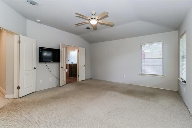 Building Photo - 9604 Kangaroo Ln