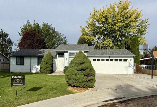 Primary Photo - 3 bed 2 bath single family home in Nampa c...