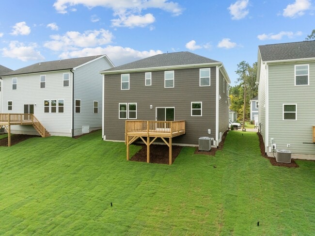 Building Photo - 1349 Underbrush Dr
