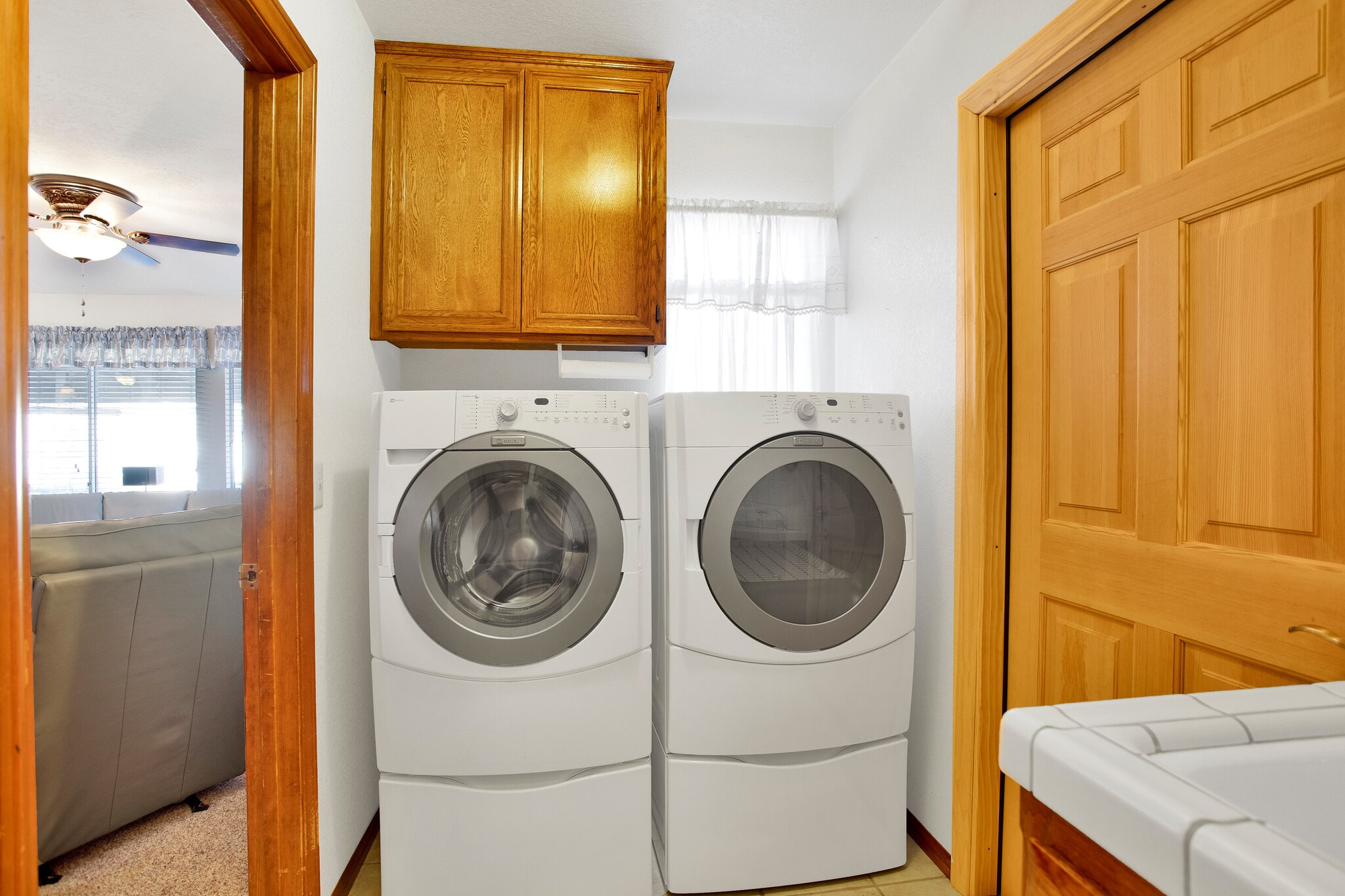 Laundry Room - 16362 Kamana Rd
