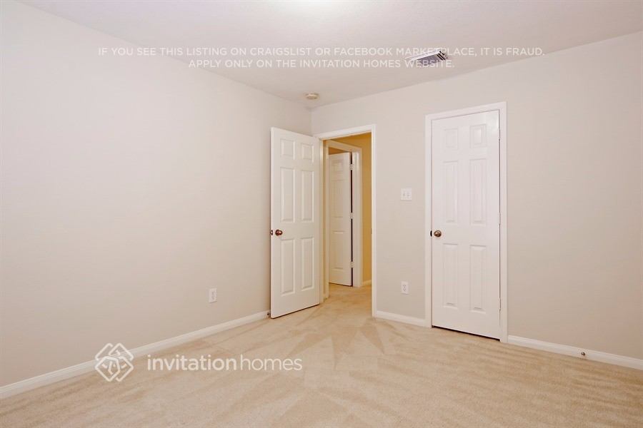 Building Photo - 24514 Kestrel View