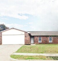 Building Photo - 3924 Hunters Trail