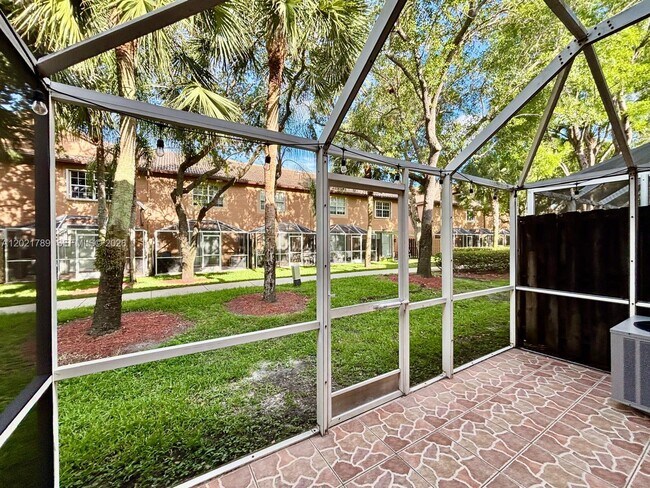Building Photo - 1498 Barcelona Way