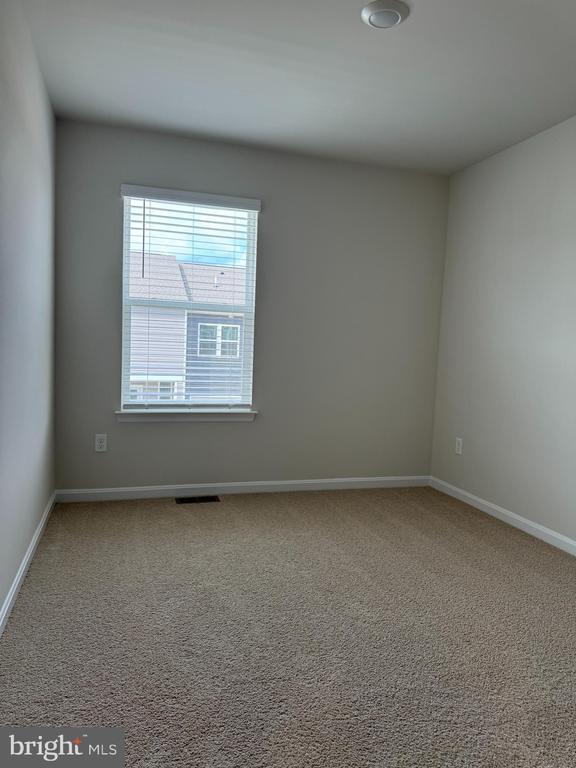 Building Photo - 102 Willett Holw St