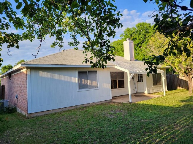 Building Photo - 2200 Clayton Way