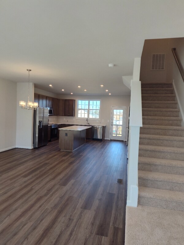 Building Photo - 409 Willowshire Ct