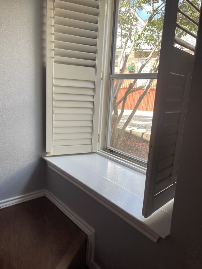 Building Photo - 25118 Flaming Arrow