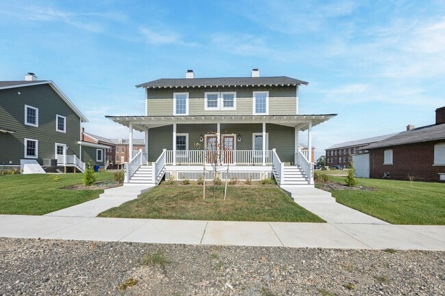 Primary Photo - Delaware City Alert!! 3 bed 2 baths availa...
