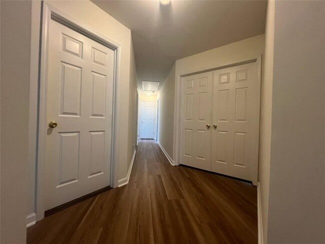 Building Photo - 421 Holland Springs Dr NW