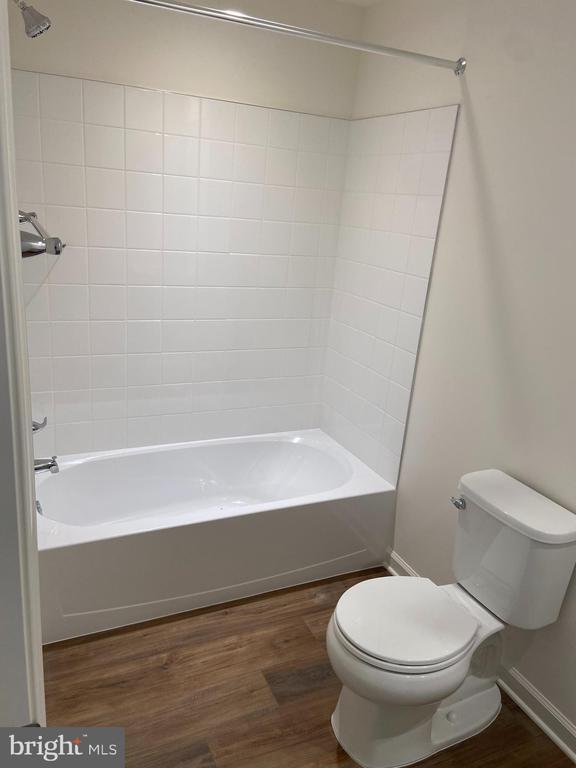 Building Photo - 255 Clifton Mnr