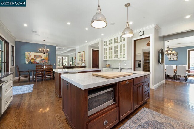 Building Photo - 3898 Happy Valley Rd