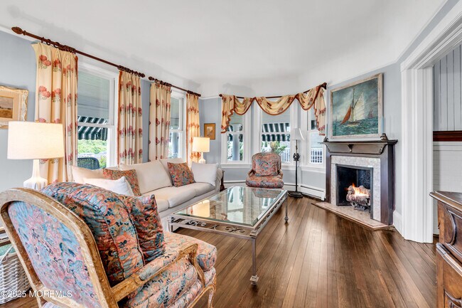 Building Photo - 1612 Ocean Ave N