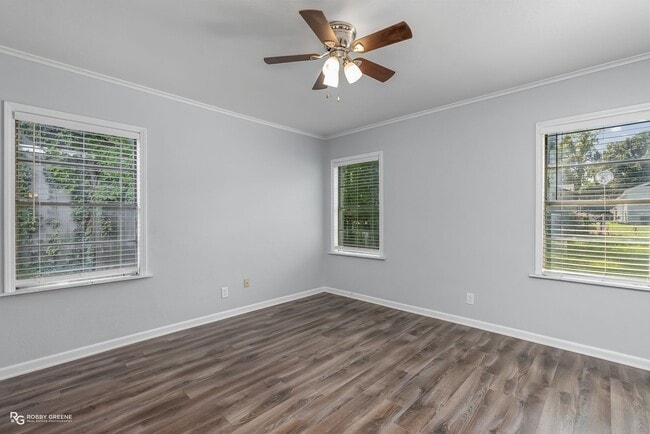 Building Photo - remodeled home