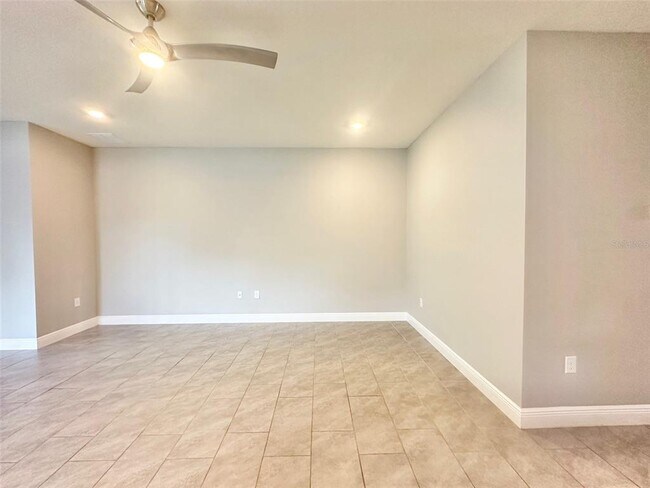 Building Photo - 8316 Praise Dr