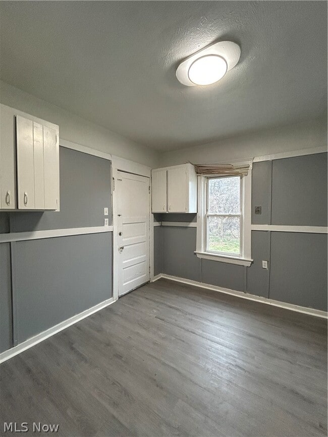 Building Photo - 3448 E 69th St