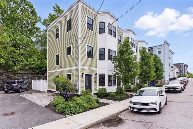Building Photo - 54 Robey St