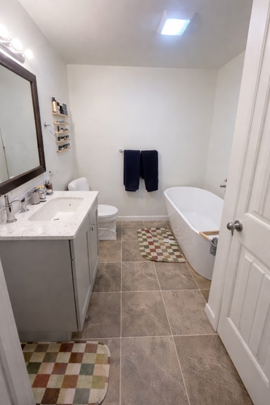 Building Photo - 138 5th Ave