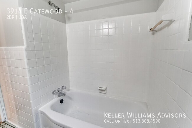 Building Photo - 3914 E Gatewood-4