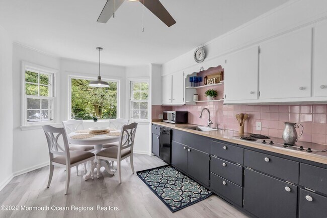 Building Photo - A208 Trenton Blvd