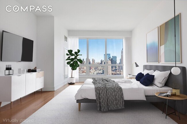 Building Photo - 350 W 42nd St