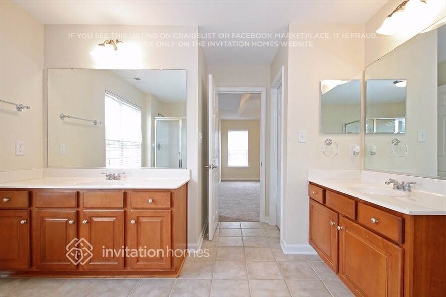 Building Photo - 4815 St Simons Terrace