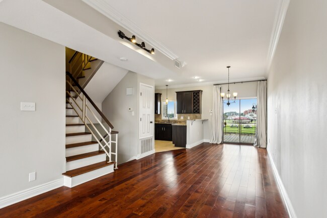 Building Photo - 127 LA-22
