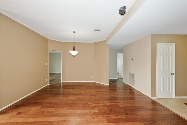 Building Photo - 17119 Kettle Creek Dr