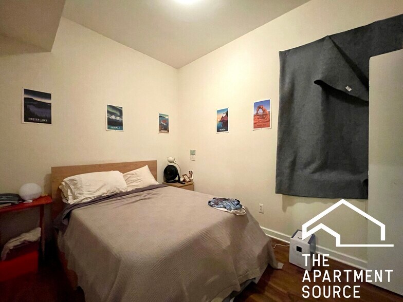 Building Photo - 1921 N Francisco Ave