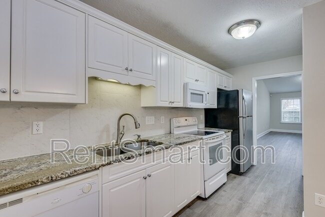 Building Photo - 318 Browning Dr