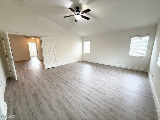 Building Photo - 9748 Waukegan Ave