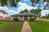 Building Photo - 12835 Woodlite Ln