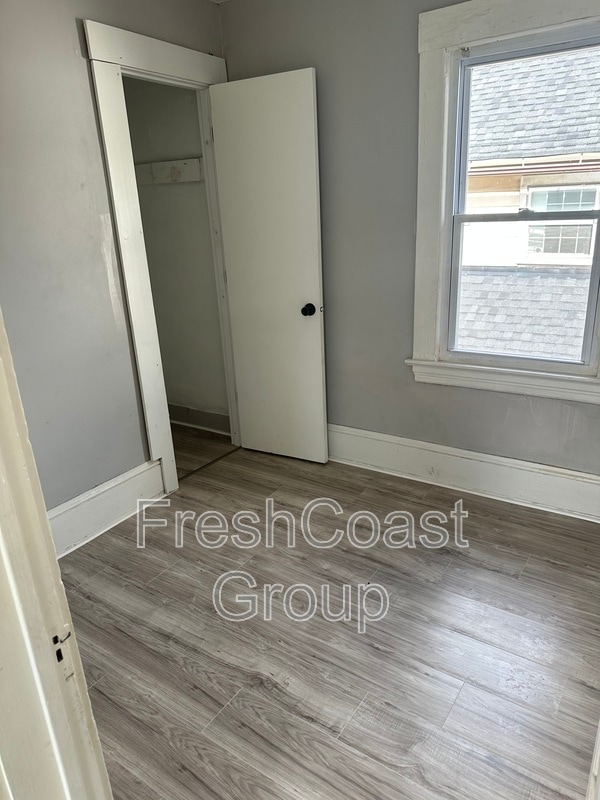 Building Photo - 5940 Engel Ave