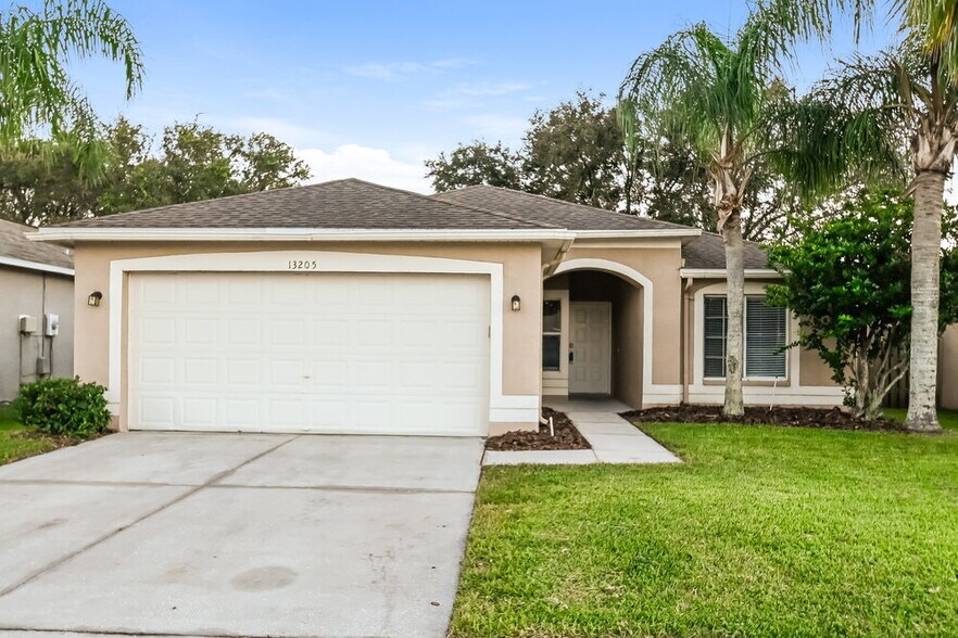 Primary Photo - 13205 Prestwick Creek Dr