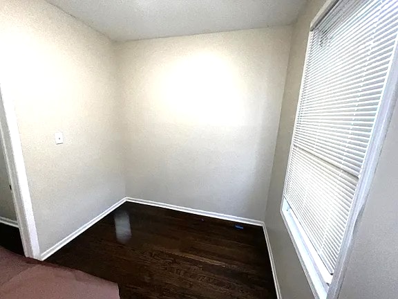 Building Photo - 2879 E 77th St